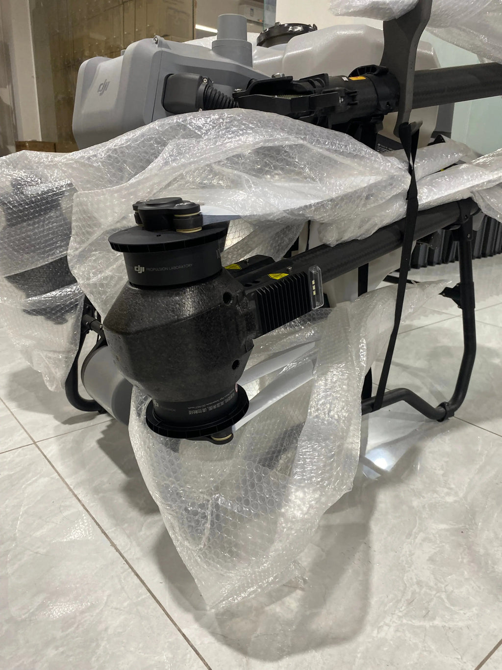 DJI Agras T50 Agro Sprayer Drone - Remote Included DJI