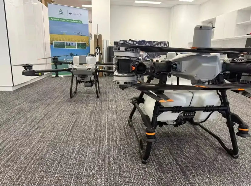 DJI Agras T100 Agro Sprayer Drone - Platinum Set DJI